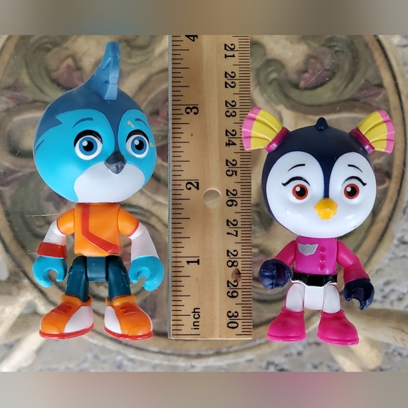 Hasbro Top Wing Vehicles And Other Figures Lot, 4 Figurines, 2 Vehicles Included - Picture 3 of 14